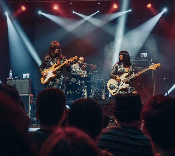 Comment la musique électronique redéfinit-elle les concerts live ?