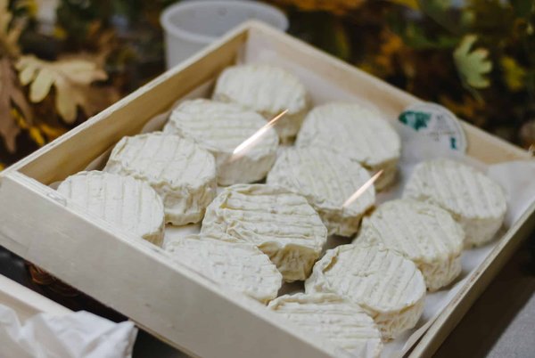 Découvrez la passion qui se traduit par des abonnements mensuels : Le monde des fromages