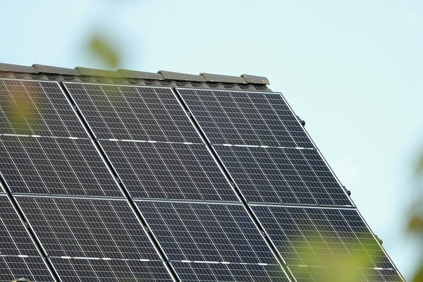 Panneau solaire photovoltaïque : guide pour bien choisir votre installation